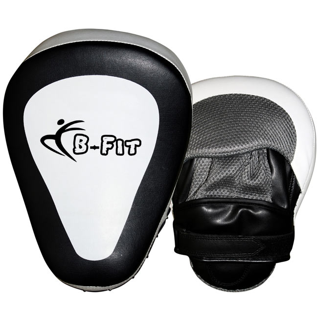 Black & White Focus Pad Curved / Punching Mitts. BF-3560.02